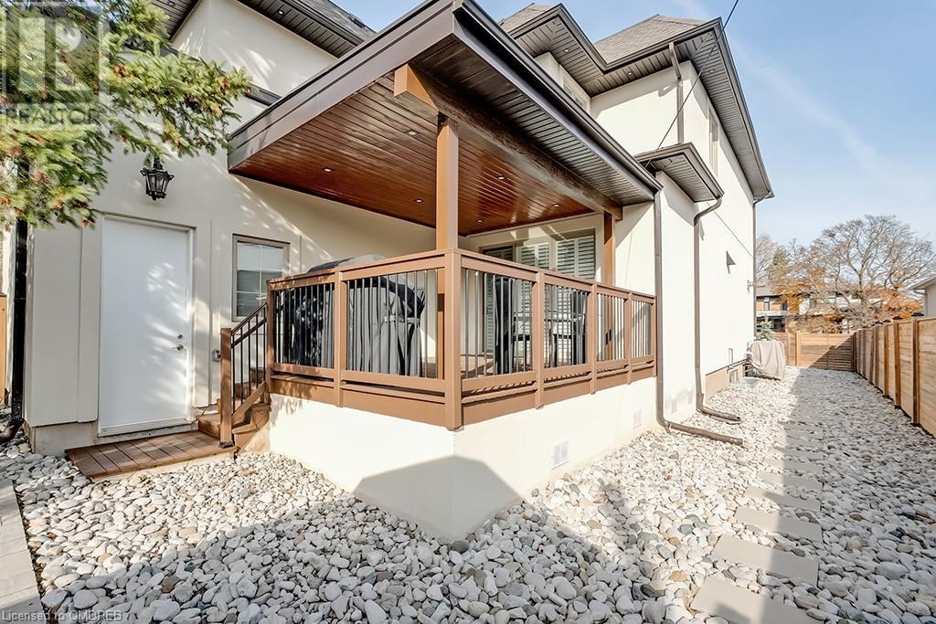 458 SANDMERE Place