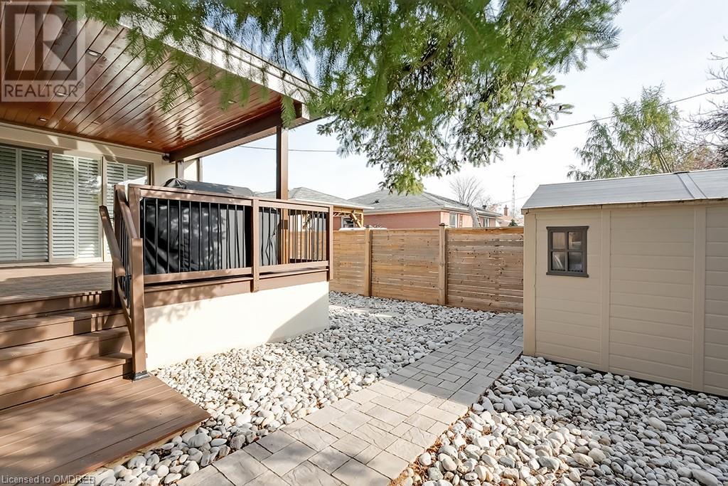 458 SANDMERE Place