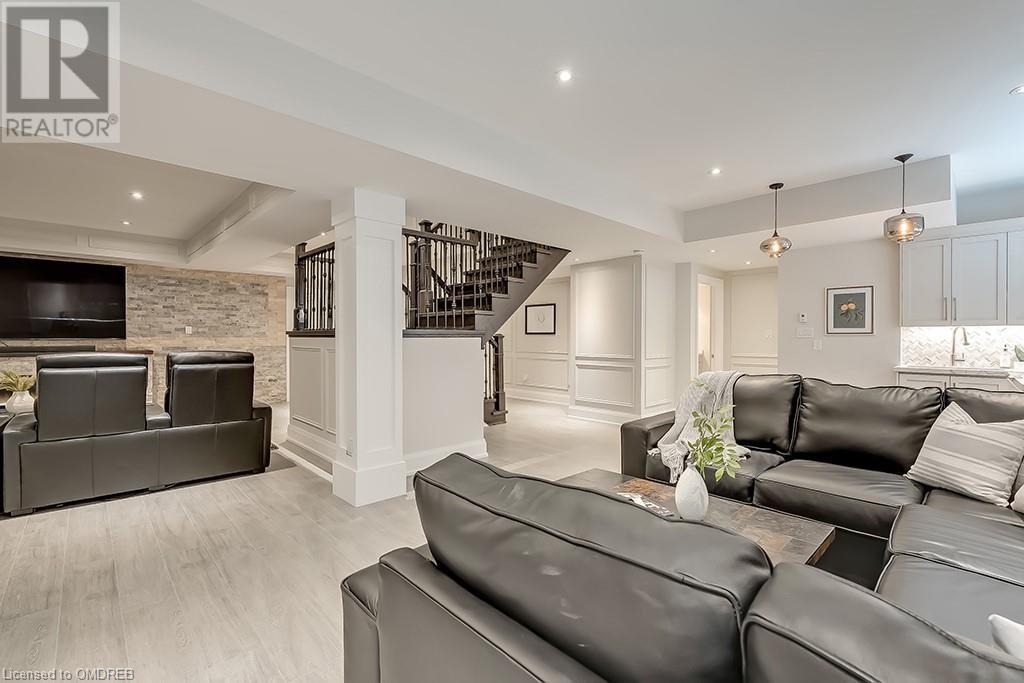 458 SANDMERE Place
