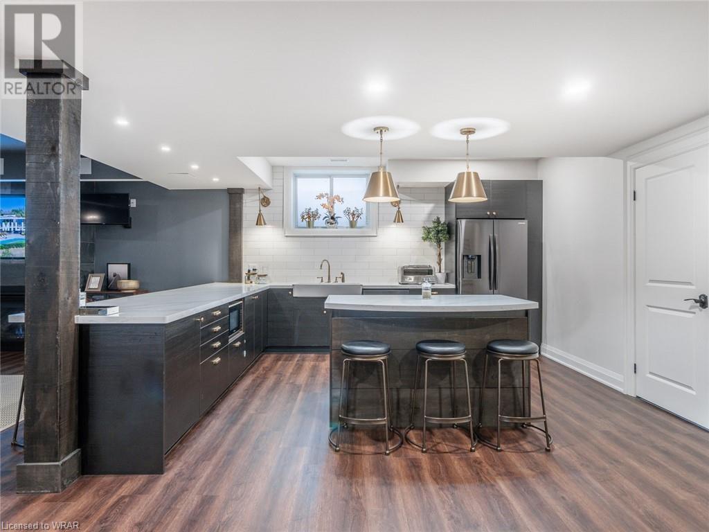 643 REGAL Place