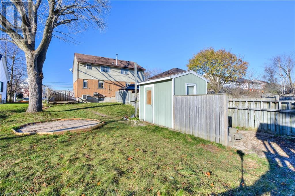 94 BLOOMINGDALE Road N