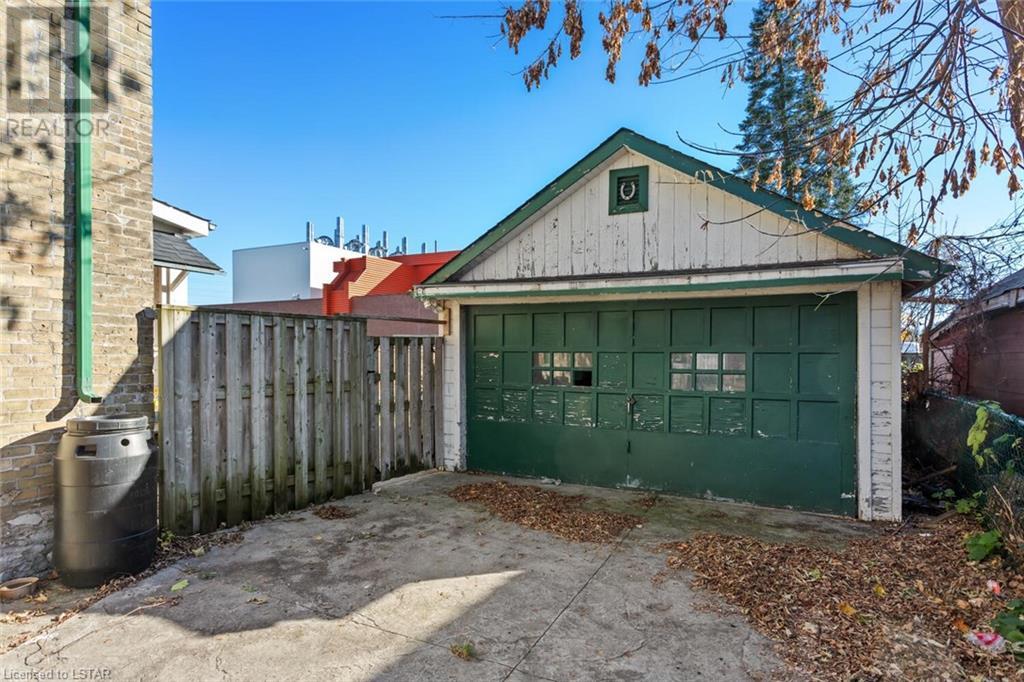 449 NELSON Street