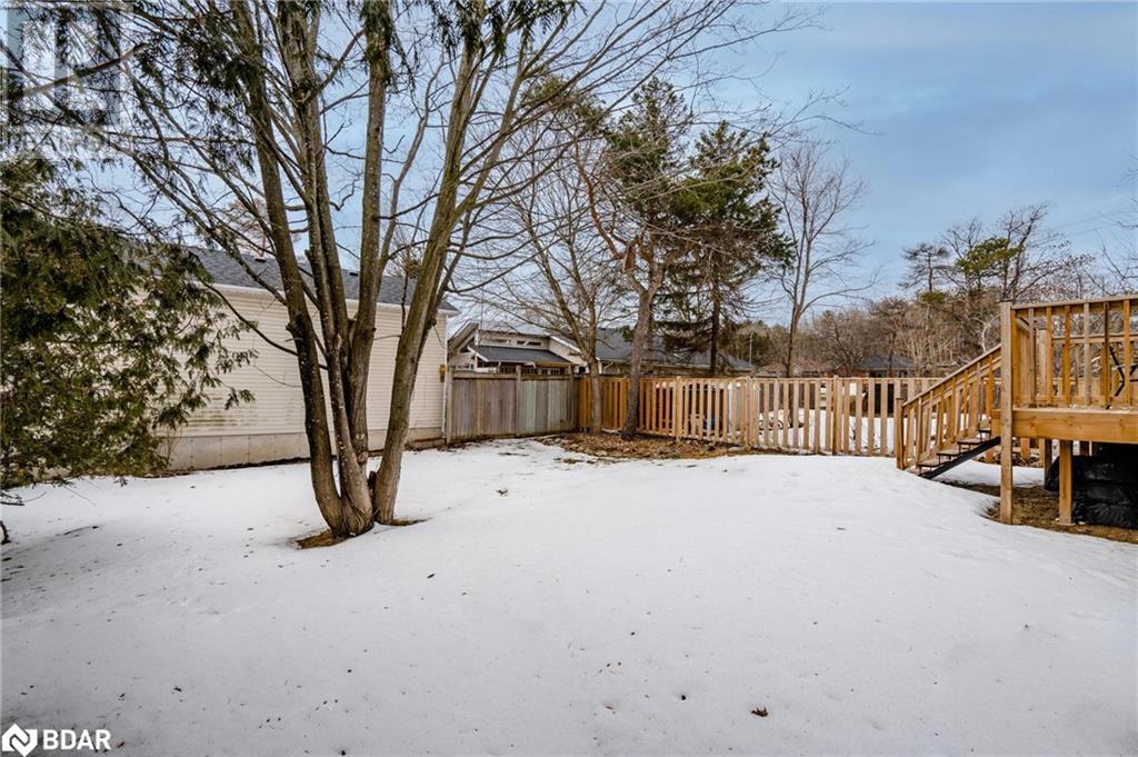200 FERNDALE Drive N