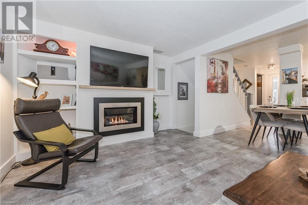 607 HOLMAN Crescent