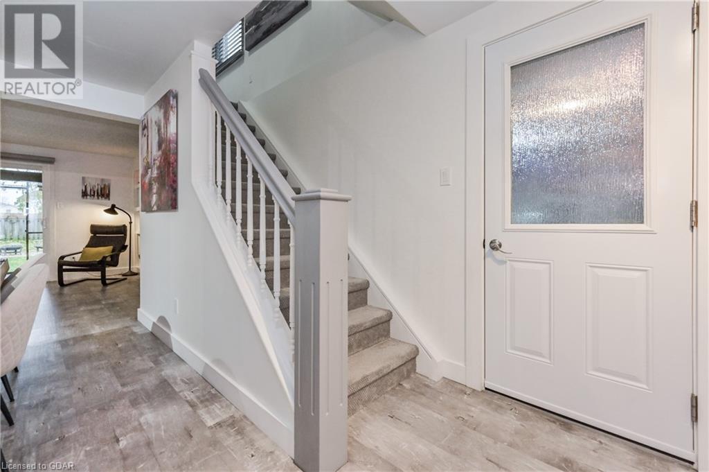 607 HOLMAN Crescent