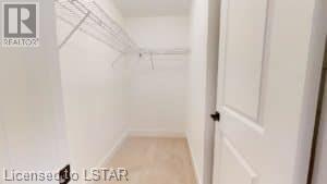 963 DEVERON Crescent