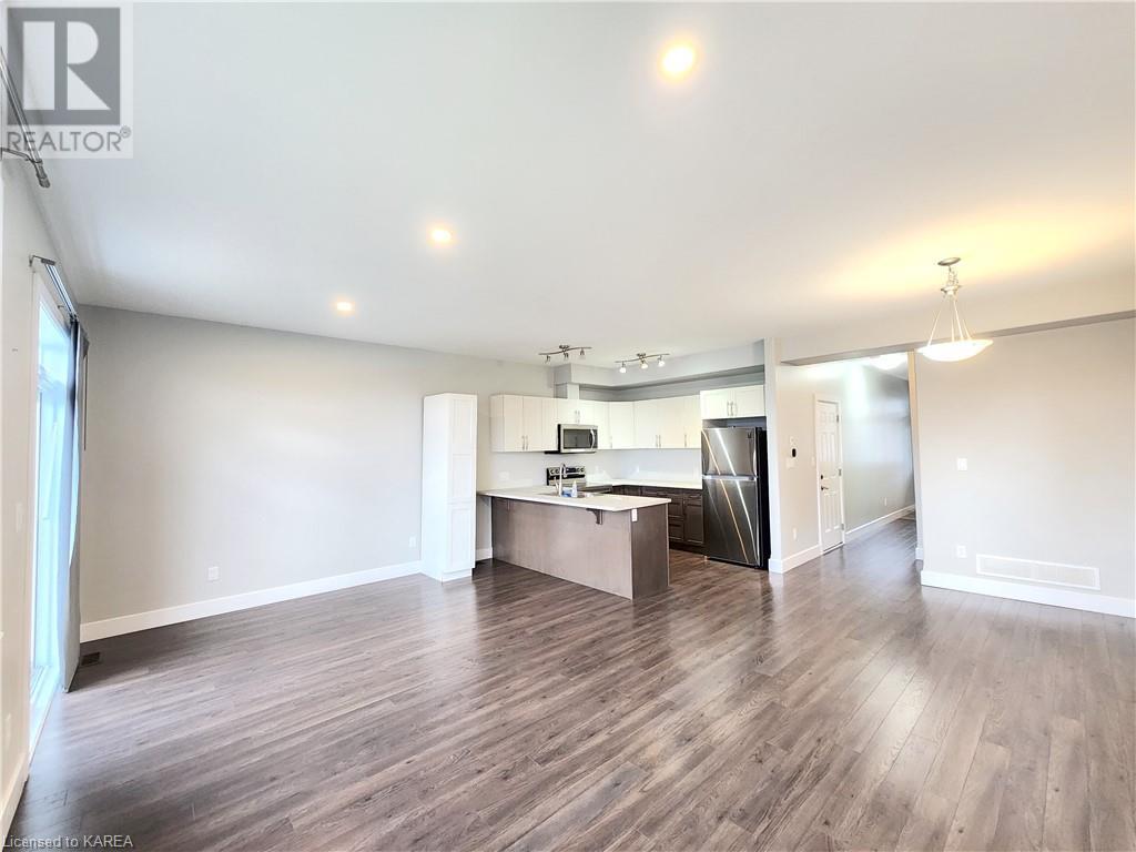 128 DR. RICHARD JAMES Crescent