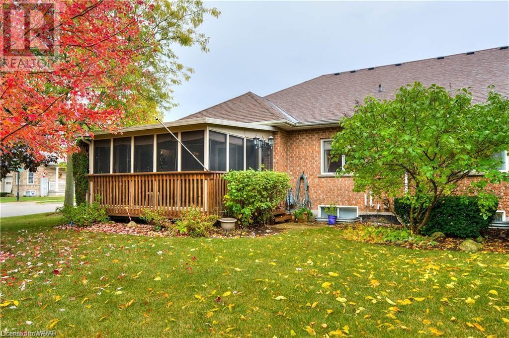 12 VILLAGE Crossing E