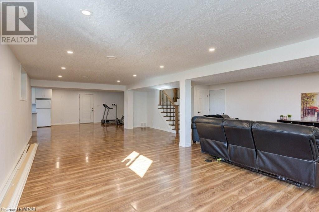 Listing 40513653 - Large Photo # 27