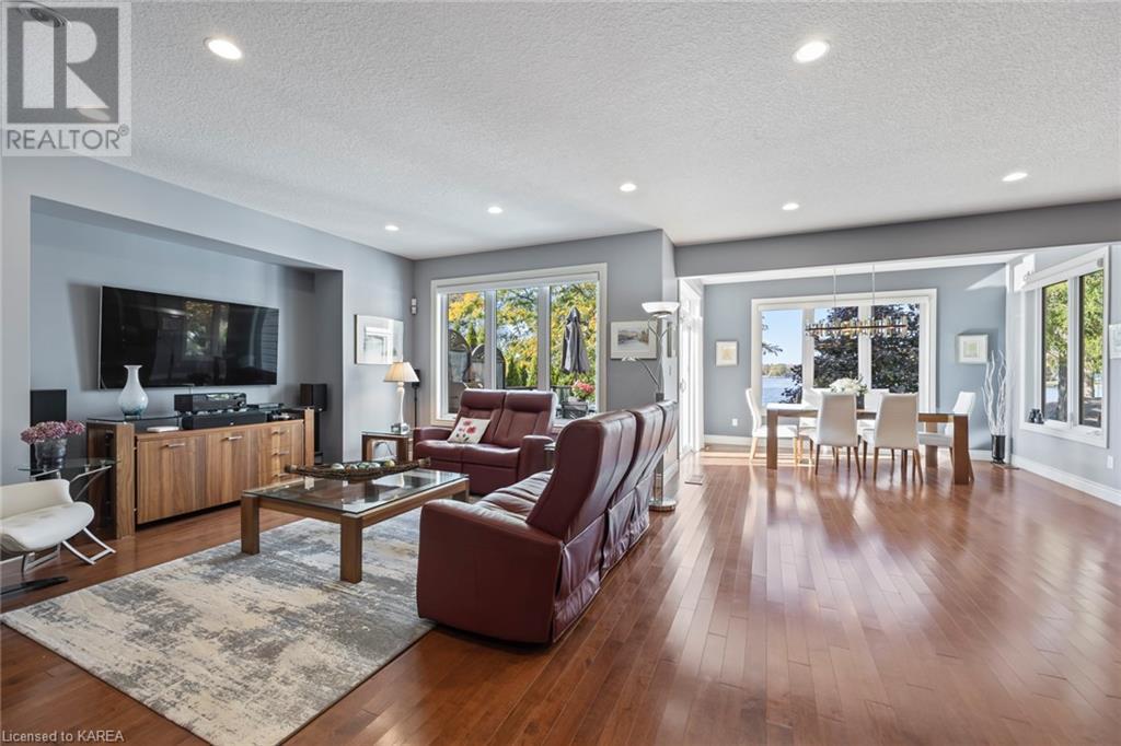 21 BAYSHORE Drive
