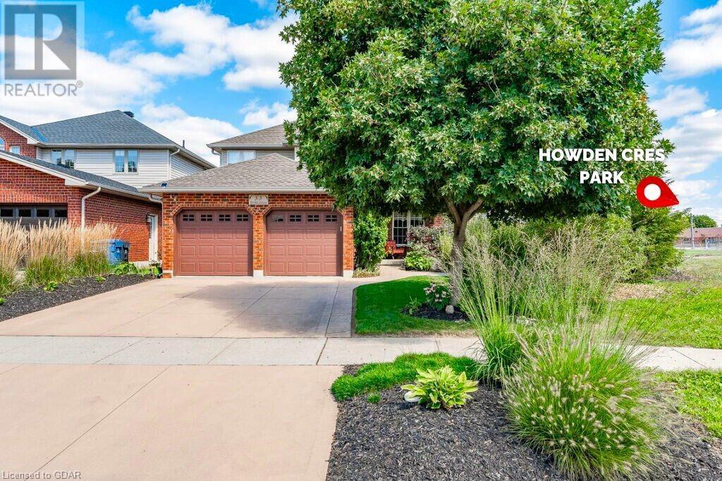 53 HOWDEN Crescent