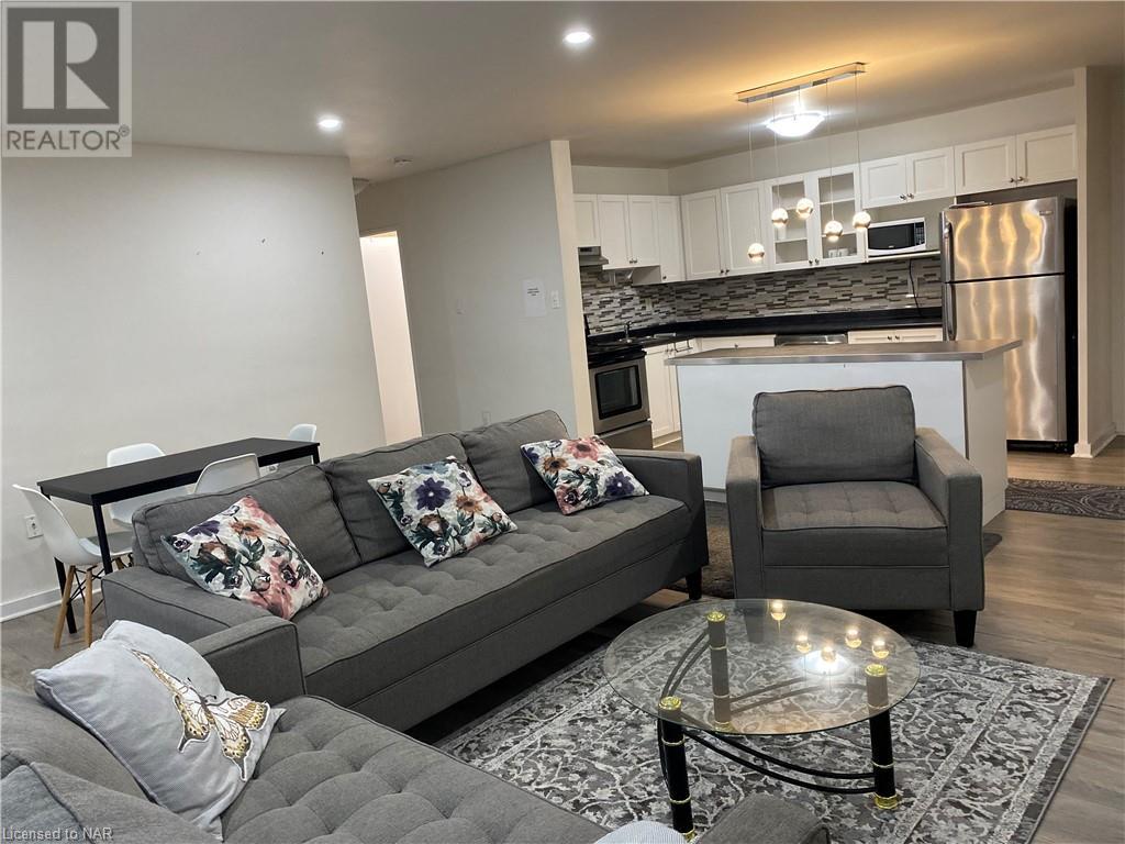 563 MORNINGTON Avenue Unit# 210