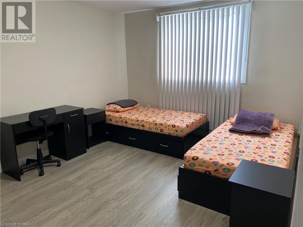 563 MORNINGTON Avenue Unit# 210