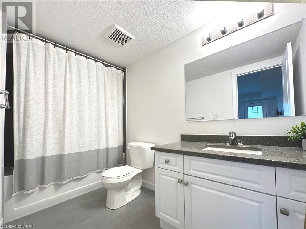 160 ROCHEFORT Street Unit# E4