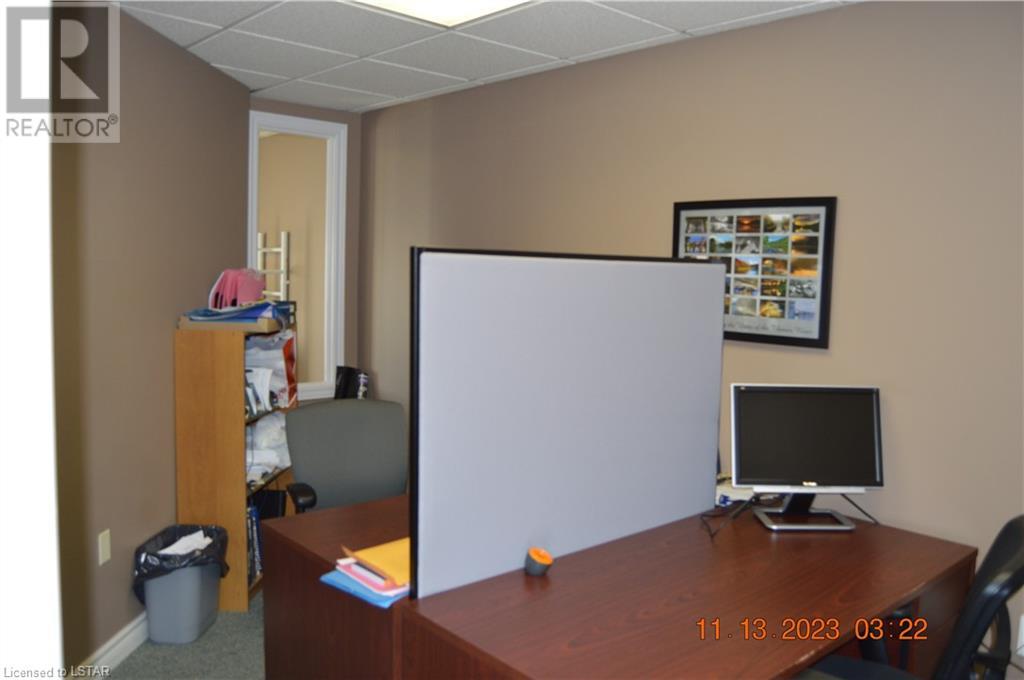 575 WHARNCLIFFE Road S Unit# 6