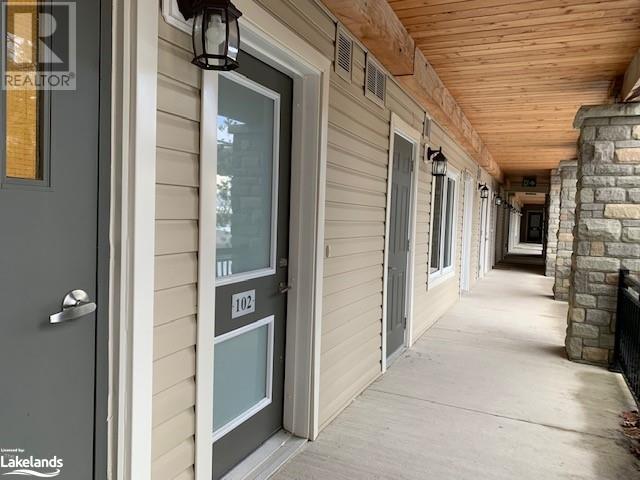 4 COVE Court Unit# 102