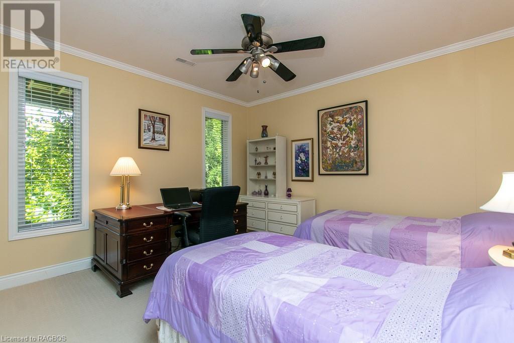 126 SUNSET Boulevard