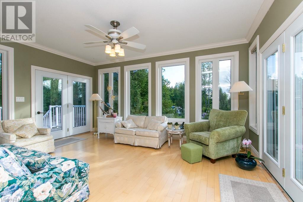 126 SUNSET Boulevard