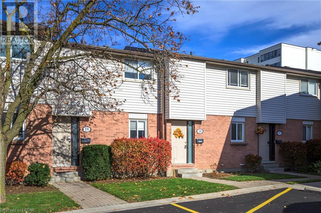 215 COMMISSIONERS Road Unit# 18