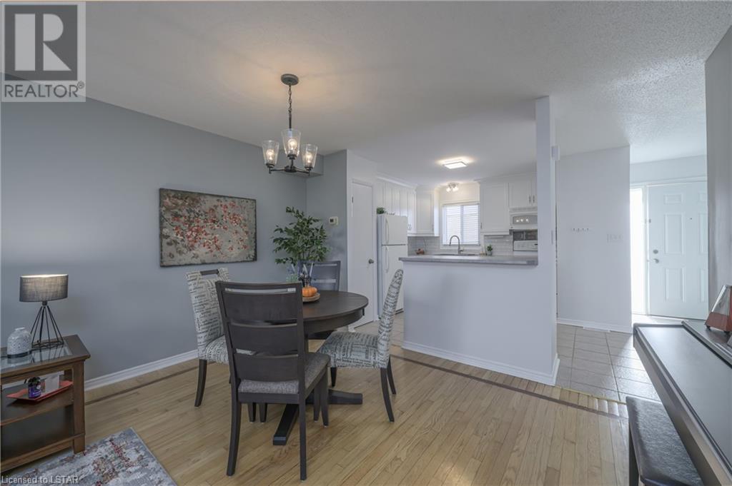 215 COMMISSIONERS Road Unit# 18