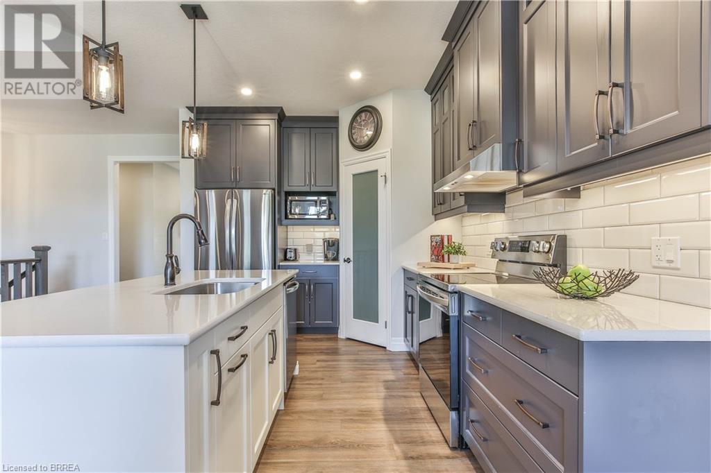 25 CURREN Crescent