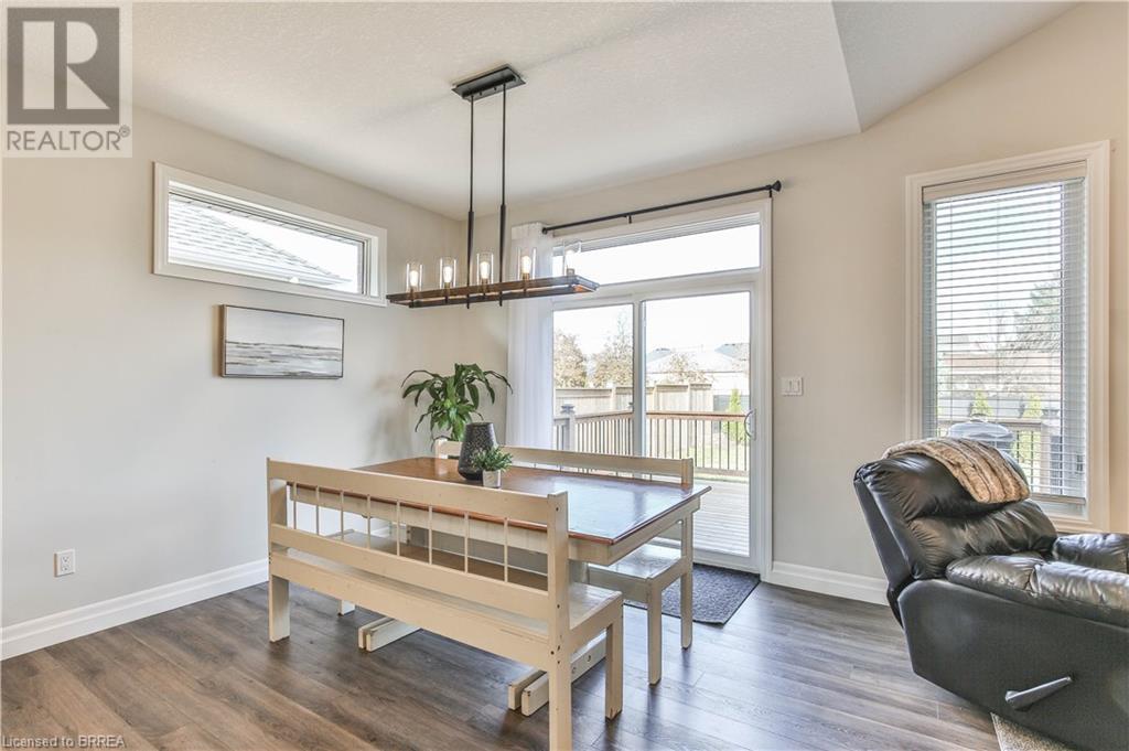 25 CURREN Crescent