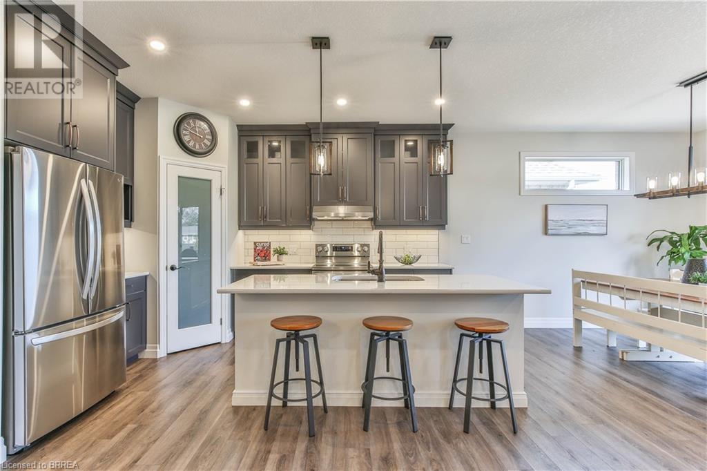 25 CURREN Crescent