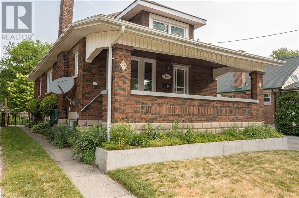 64 BEATTIE Avenue