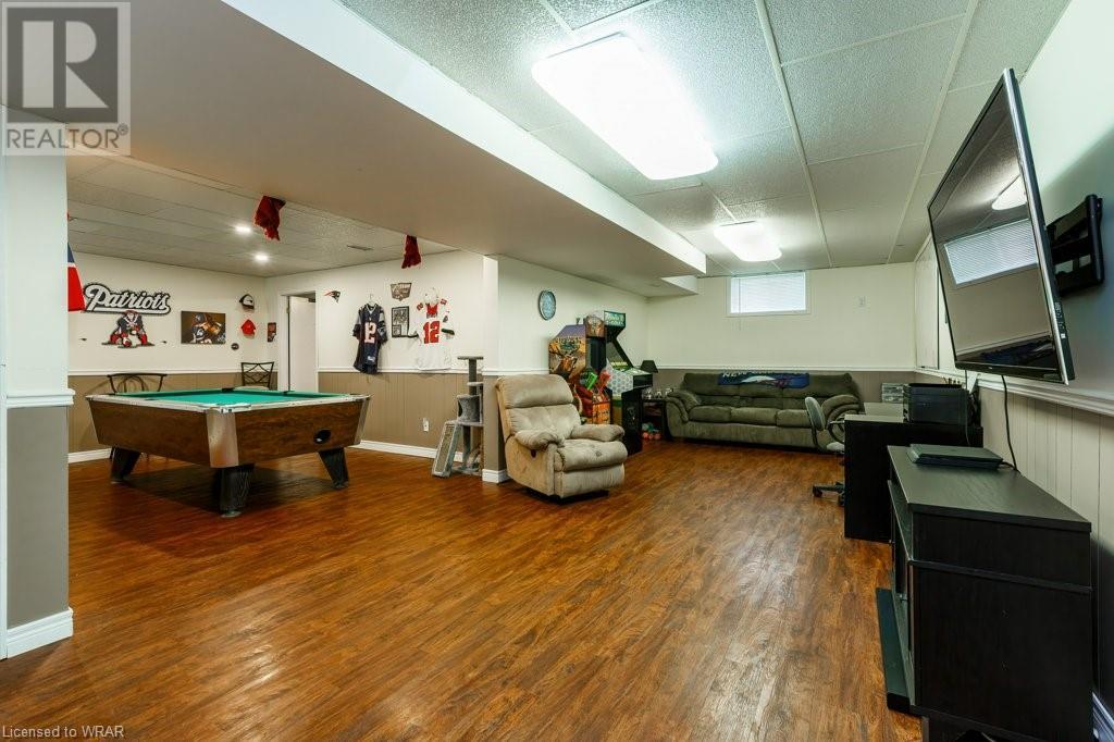 1230 ELGIN Street