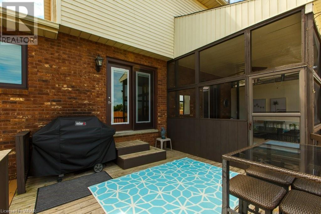 1230 ELGIN Street
