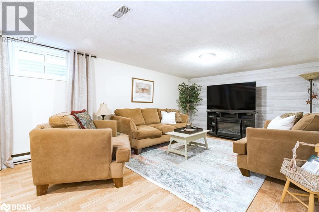 860 BIRCHWOOD Drive