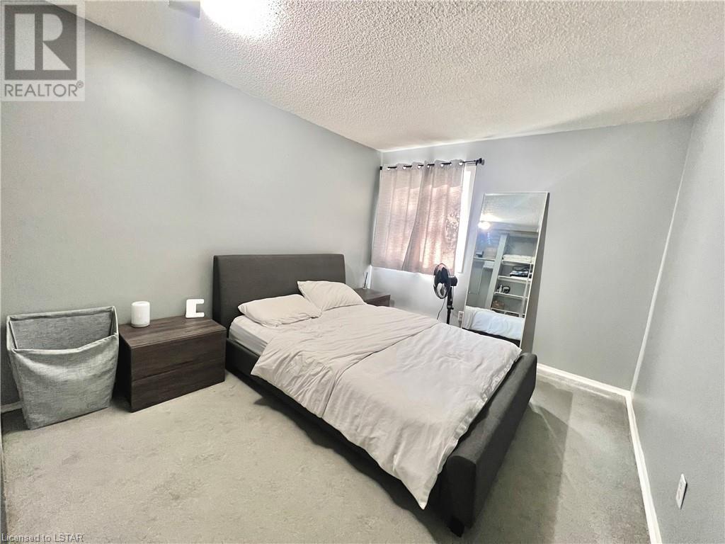 727 DEVERON Crescent Unit# 107