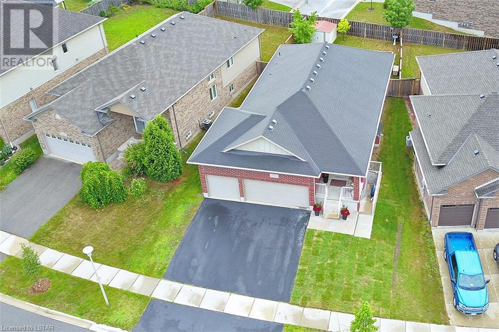 1152 OAKCROSSING Road Unit# MAIN