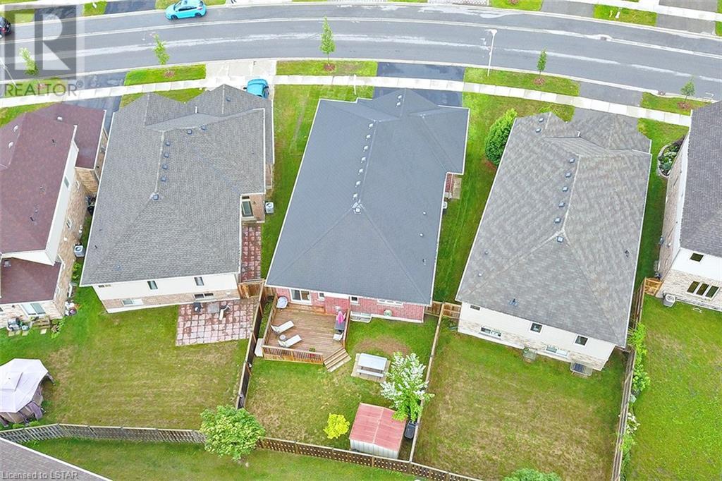 1152 OAKCROSSING Road Unit# MAIN