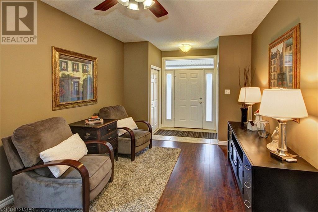 1152 OAKCROSSING Road Unit# MAIN