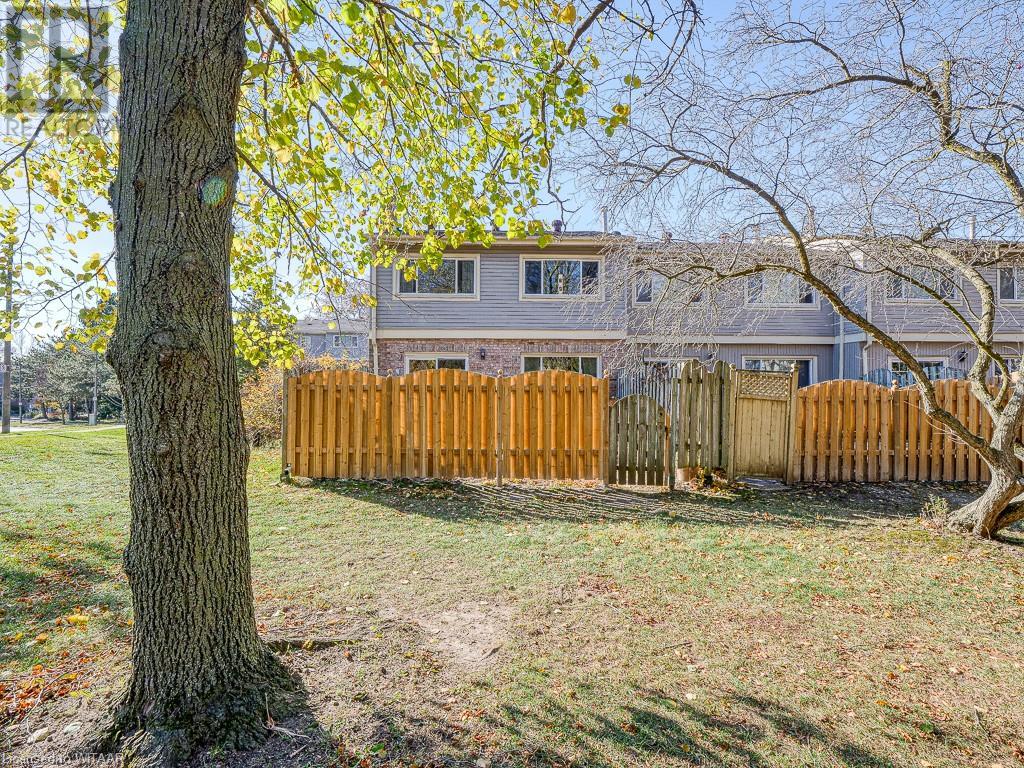30 GREEN VALLEY Drive Unit# 64