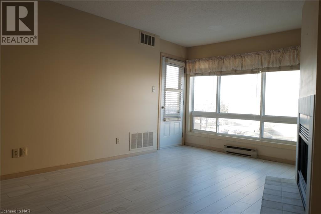 78 ROEHAMPTON Avenue Unit# 319