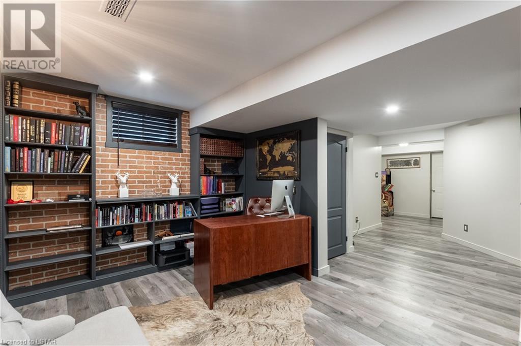 38 WINDERS Trail