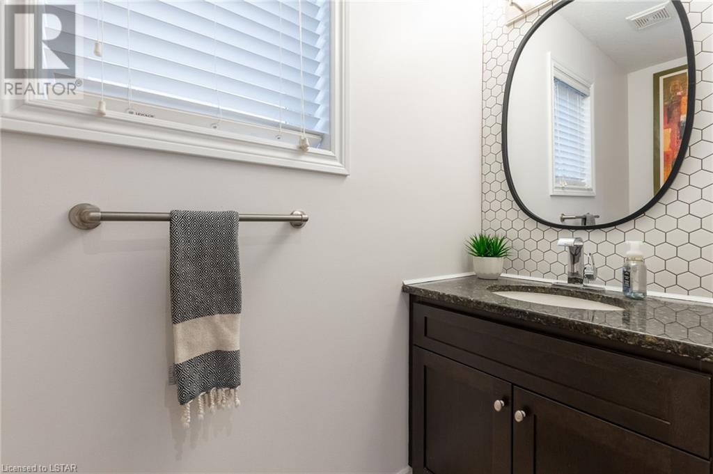 38 WINDERS Trail