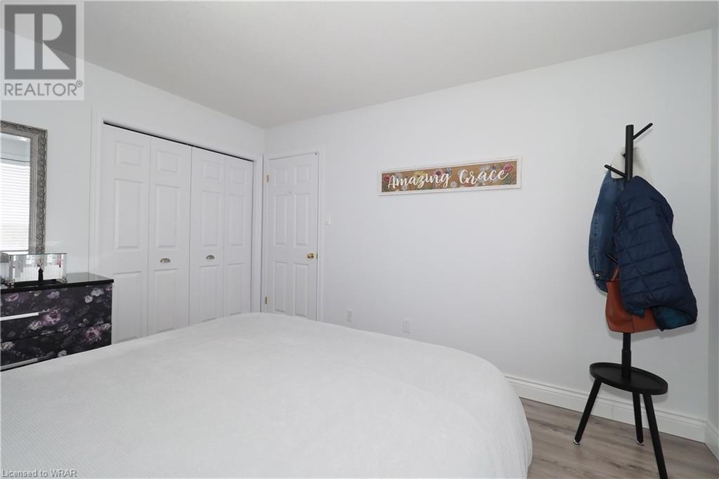 52 SUNNYSIDE Drive