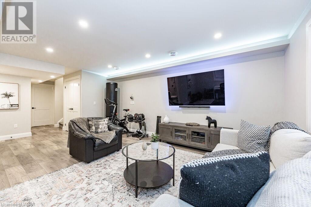 14 FOREST CREEK Drive