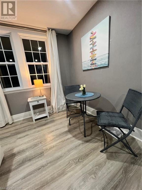 389 DUFFERIN Avenue Unit# 4