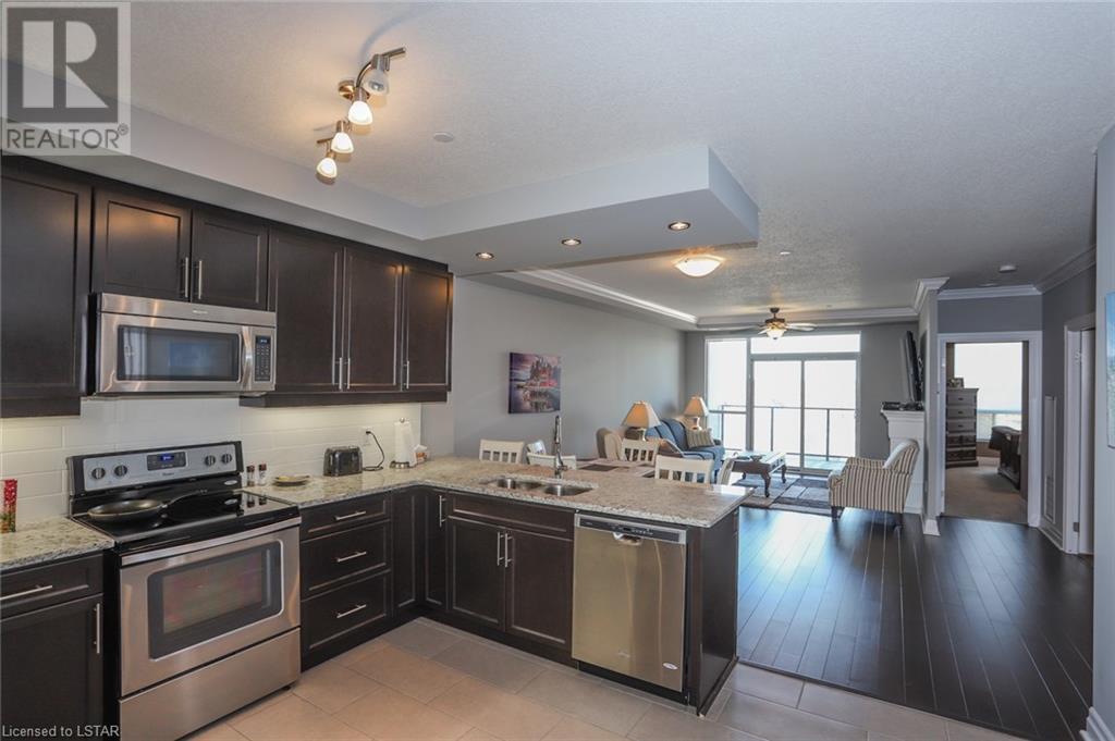 240 VILLAGE WALK Boulevard Unit# 714