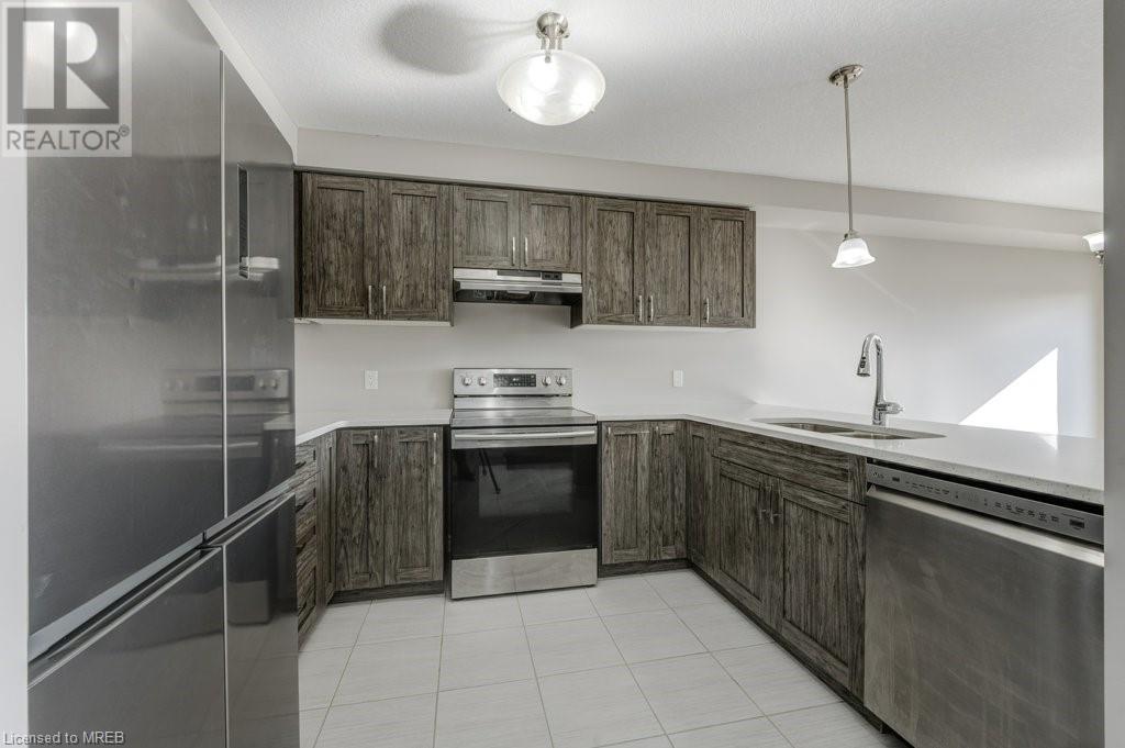 47 ARLINGTON Parkway