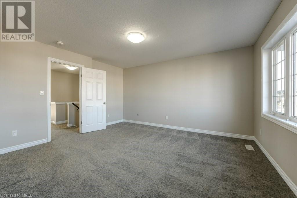 47 ARLINGTON Parkway