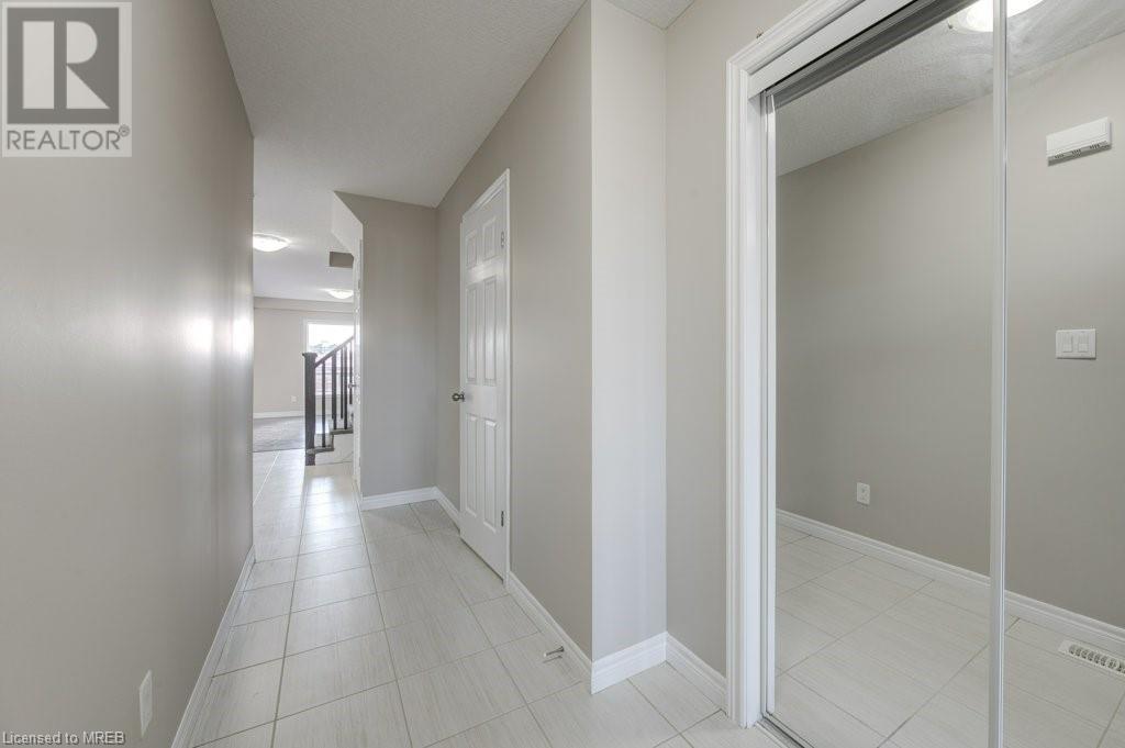 47 ARLINGTON Parkway