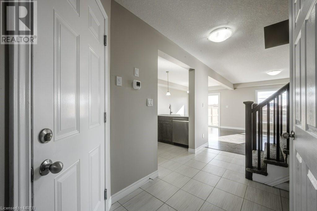 47 ARLINGTON Parkway