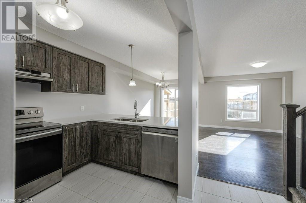 47 ARLINGTON Parkway