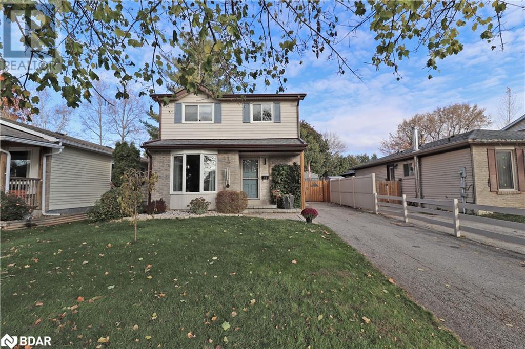 41 BRONTE Crescent