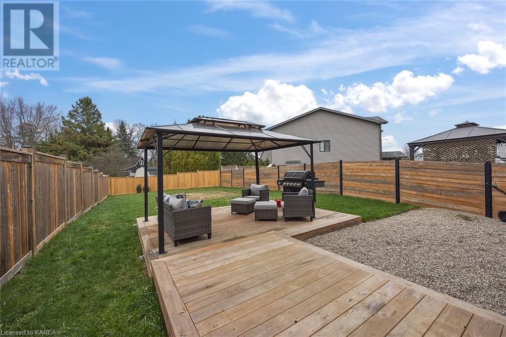 205 CLIPPER Court